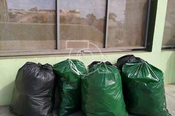 Jinámar coge la pala y la escoba/TA.